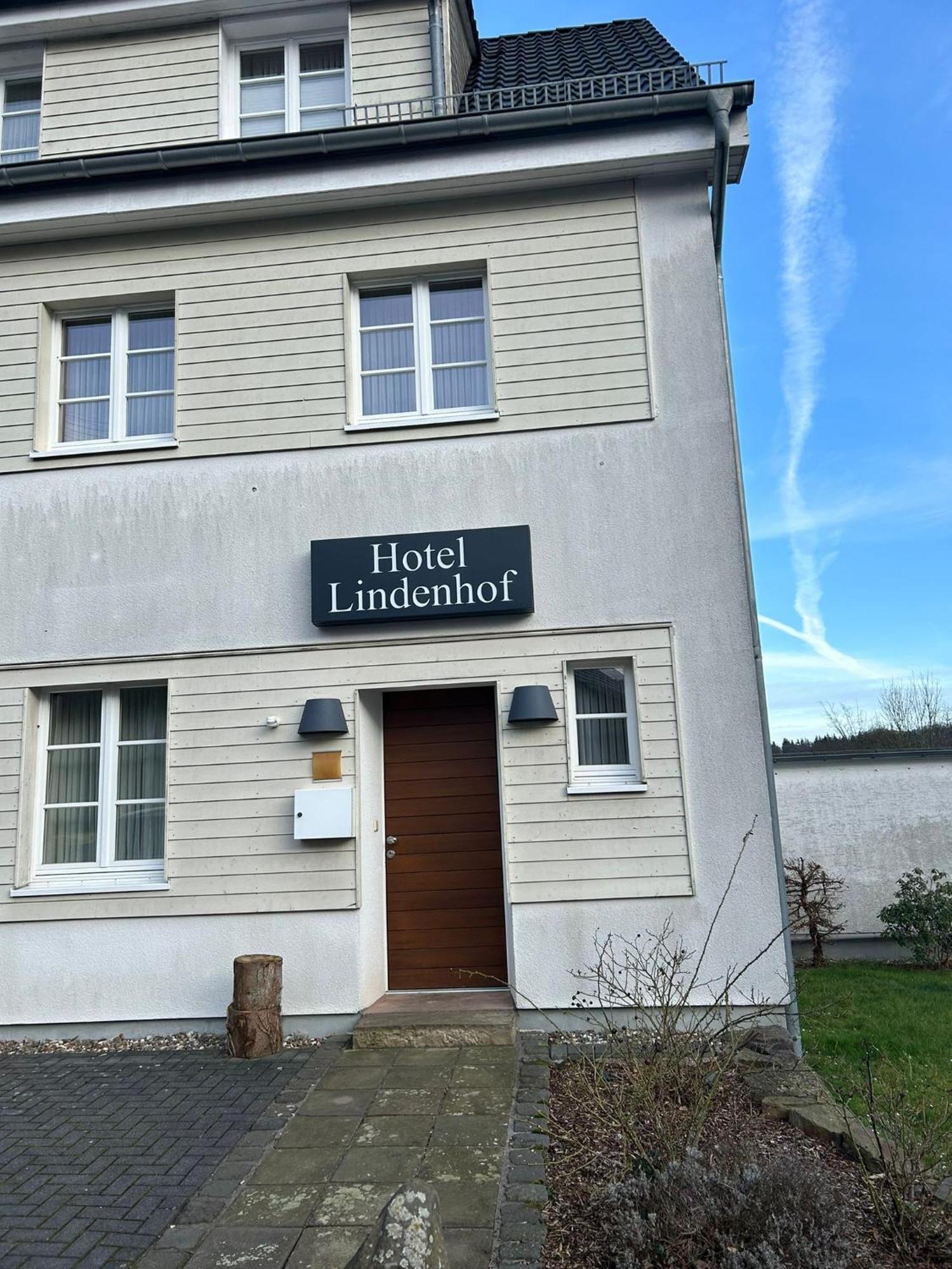 Hotel Gasthaus Lindenhof Much Exterior foto